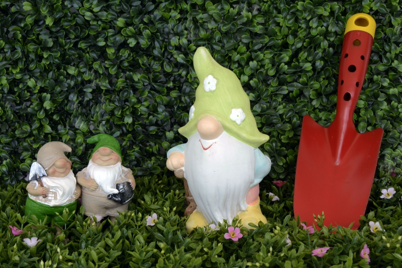 sasu-GUILLAUMES-min_garden-gnome-1404358